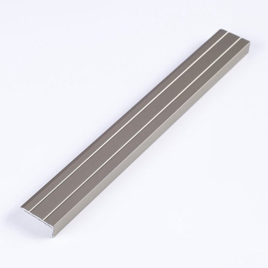 Zelfklevend Trapprofiel 10MM x 24MM Mat Titanium - lengte 1,50 meter - afbeelding 2