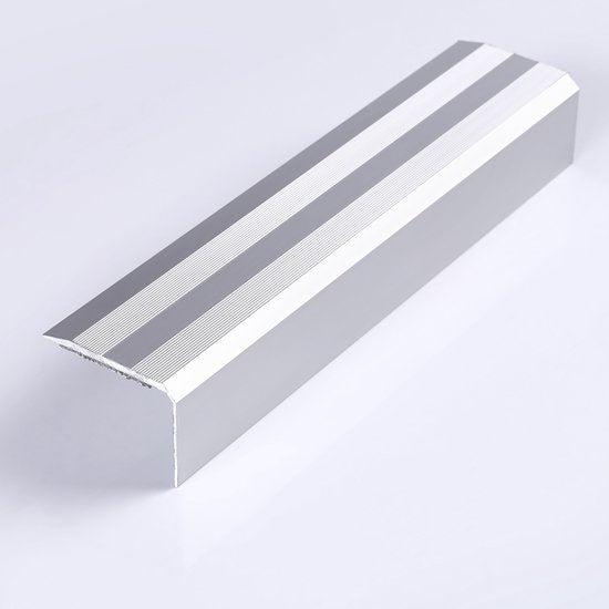 Zelfklevend Trapprofiel 32MM x 45MM Mat Zilver - lengte 1,50 meter - afbeelding 4